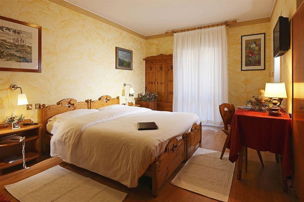 Meuble Villa Neve Cortina dʼAmpezzo Exterior foto