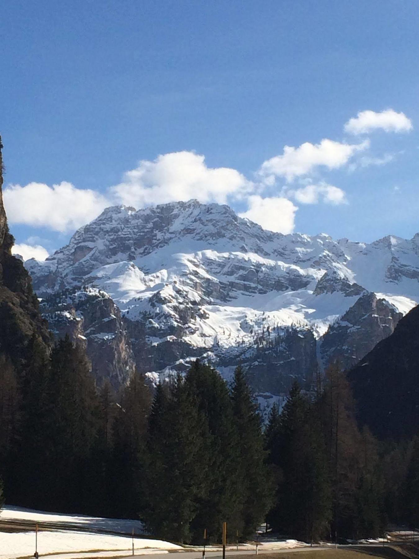 Meuble Villa Neve Cortina dʼAmpezzo Exterior foto